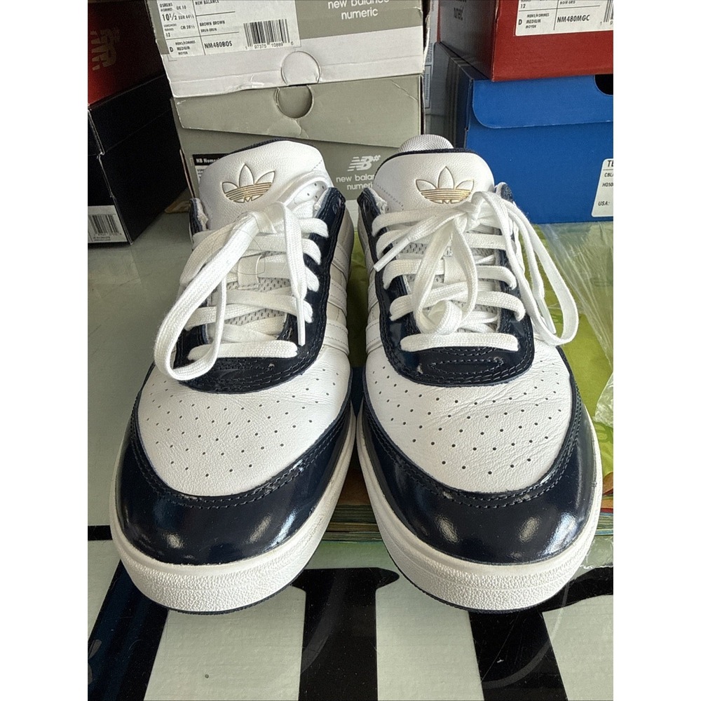 Adidas Tyshawn 2 Collegiate Navy White Leather Sneakers Mens 10.5 JQ1131 No Box